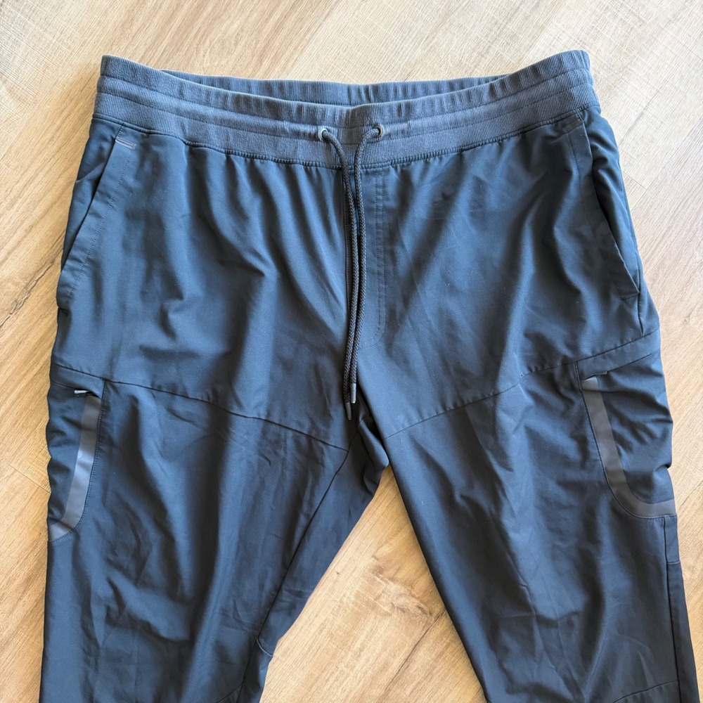 Under Armour Mens HeatGear Cargo Pants Black Fitted 1306461 XXL